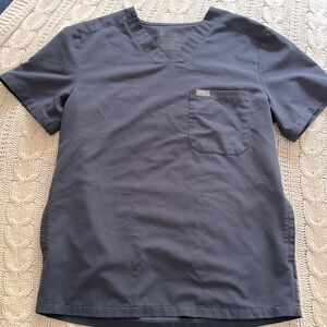 Figs men’s scrub top